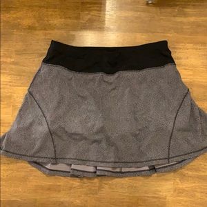 lululemon size 4 athletic skirt